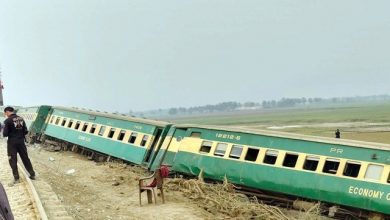 Photo of ڈھرکی حادثہ : ریلوے کے 20 ملازمین اور آفیسرز ذمے دار قرار