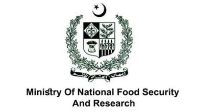 Photo of نیشنل فوڈ سیکیورٹی اینڈ ریسرچ کا برطرف ملازم عدالتی احکامات کے باوجود ملازمت سے محروم