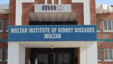 Photo of ملتان انسٹیٹیوٹ آف کڈنی ڈیزیز میں گردے کا پہلا کامیاب ٹرانسپلانٹ
