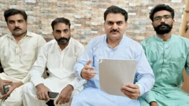 Photo of کنٹریکٹرز کی تذلیل برداشت نہیں، افسر ارکان اسمبلی کے ساتھ ملکر ٹھیکے لے رہے ہیں:کرامت شیخ