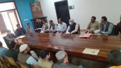 Photo of ریجنل الیکشن کمشنر، ملتان ڈویژن کی سربراہی میں ملتان سٹی اور صدر تحصیل کے فیلڈ افسران کے ساتھ اہم اجلاس