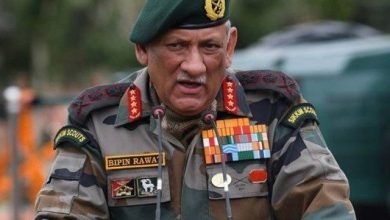 Photo of فوجی ہیلی کاپٹر گر کر تباہ، بھارتی چیف آف ڈیفنس اسٹاف اہلیہ و دیگر 11 افراد سمیت ہلاک، جنرل قمر باجوہ کا اظہار افسوس