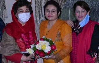 Photo of مسلم لیگ ن شعبہ خواتین ضلع ملتان کے وفد کی مرکزی صدر نزہت عامر سے ملاقات