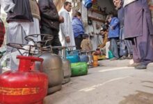 Photo of ایل پی جی کی پیداواری قیمت میں 40 روپے فی کلو کمی