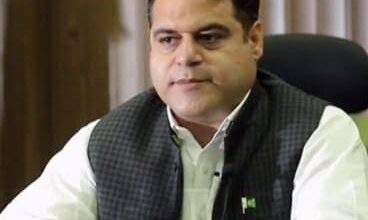 Photo of کمشنر ملتان عامر خٹک  نے اپنے عہدے کا چارج سنھبال لیا