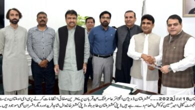 Photo of 50ہزار روپے کا کیش انعام سی ای او ملتان ویسٹ  منیجمنٹ کمپنی کے حوالے