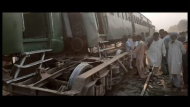 Photo of فرید ایکسپریس 38 ڈاؤن کی ایک کوچ گگو منڈی اسٹیشن پر ڈی ریل ہوگئی