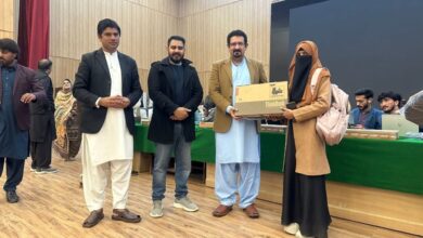 Photo of زکریا یونیورسٹی کے 17 سو طلباء و طالبات میں لیپ ٹاپ تقسیم
