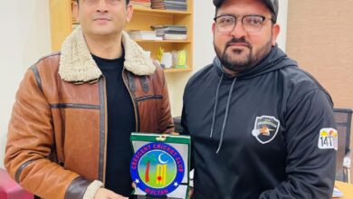 Photo of ڈسٹرکٹ سپورٹس آفیسر ملتان کے لئے شیلڈ کا انعام