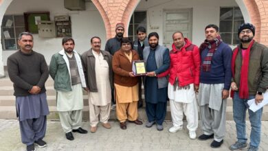 Photo of خرم عظیم کی عظیم خدمات، شیلڈ پیش کی گئی